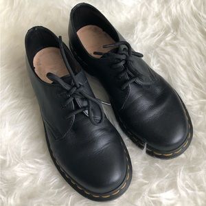 Dr Marten Classic Oxford Lace Up
